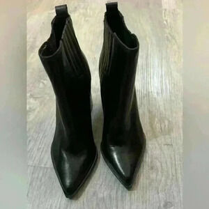 NWOT Marc Fisher Leather boots